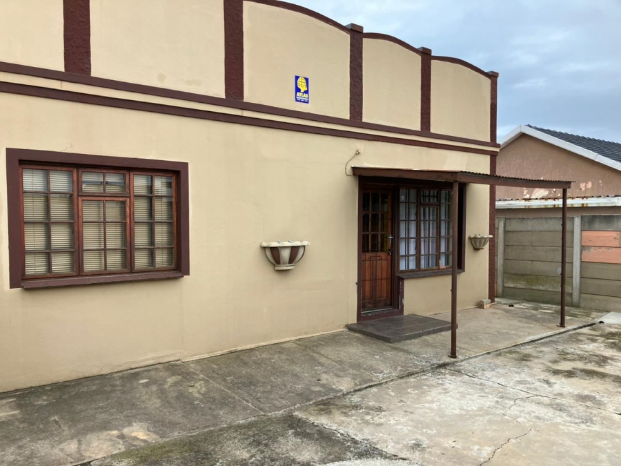 4 Bedroom Property for Sale in Manor Heights Eastern Cape